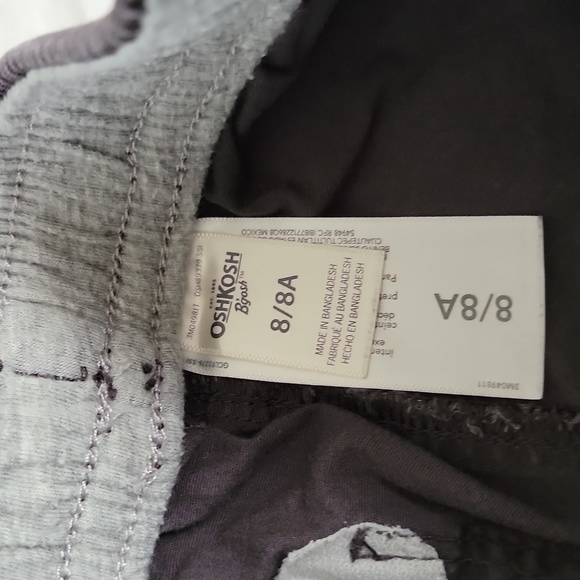 Oshkosh boys size 8, lightweight pants. Elastic, drawstring waist - Picture 2 of 3